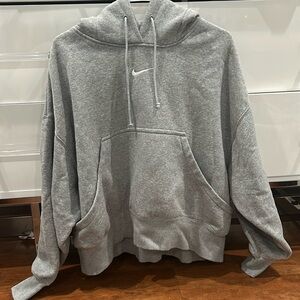 New oversized grey Nike hoodie